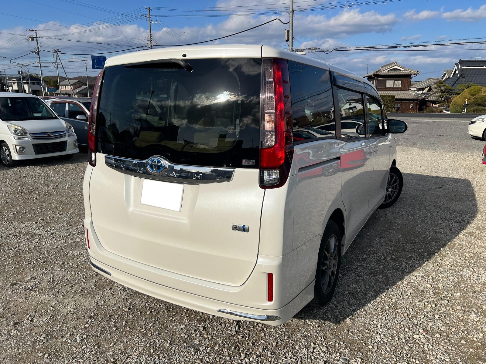 2015 Toyota Noah Hybrid